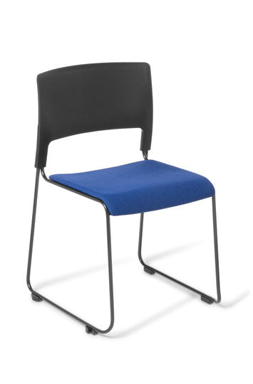 Slim Chair with seat upholstered in Textilia Quantum