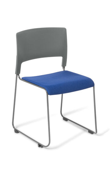 Slim Chair with seat upholstered in Textilia Quantum